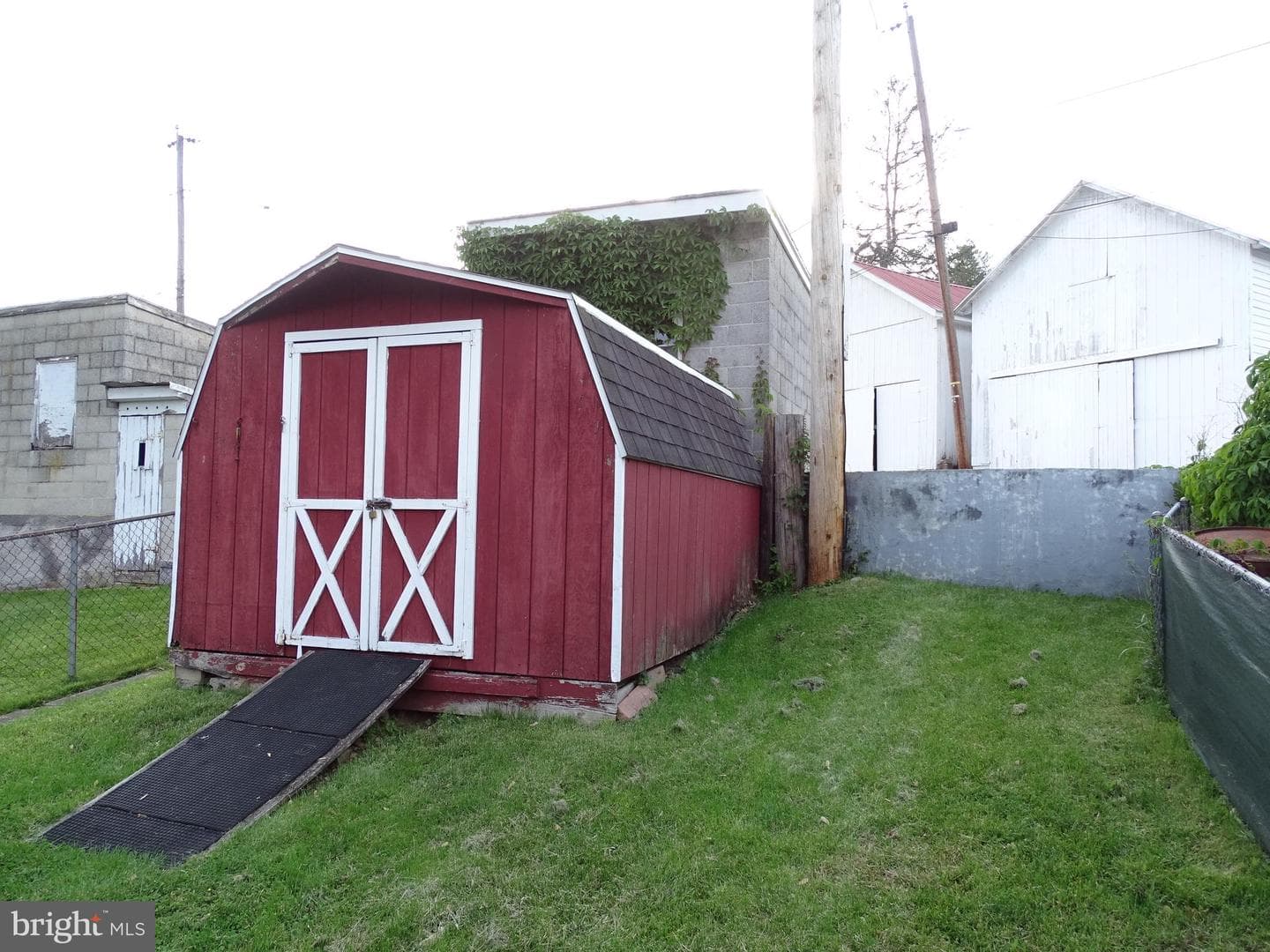 3266 Broad Street photo 5