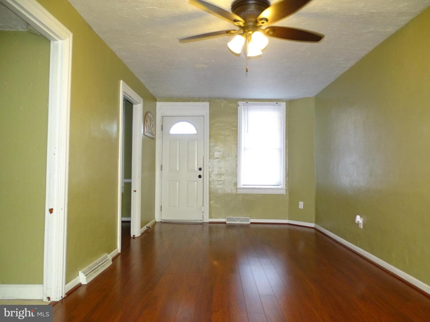 3266 Broad Street photo 7