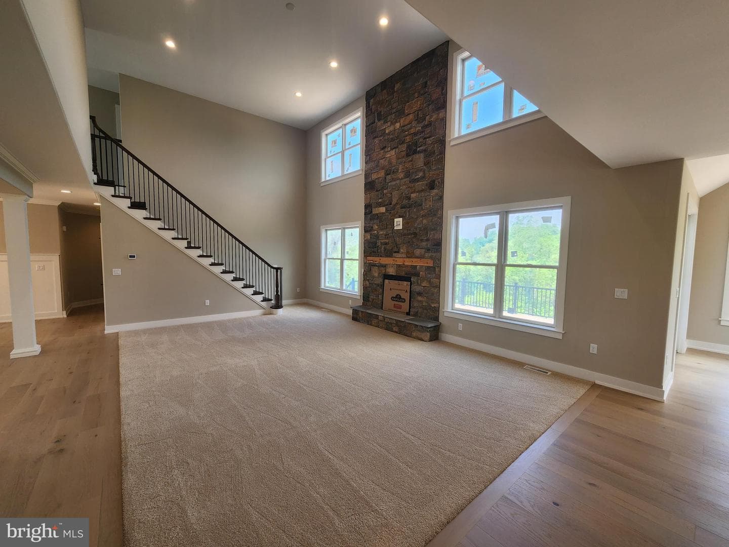 406 Willow Oak Drive photo 6