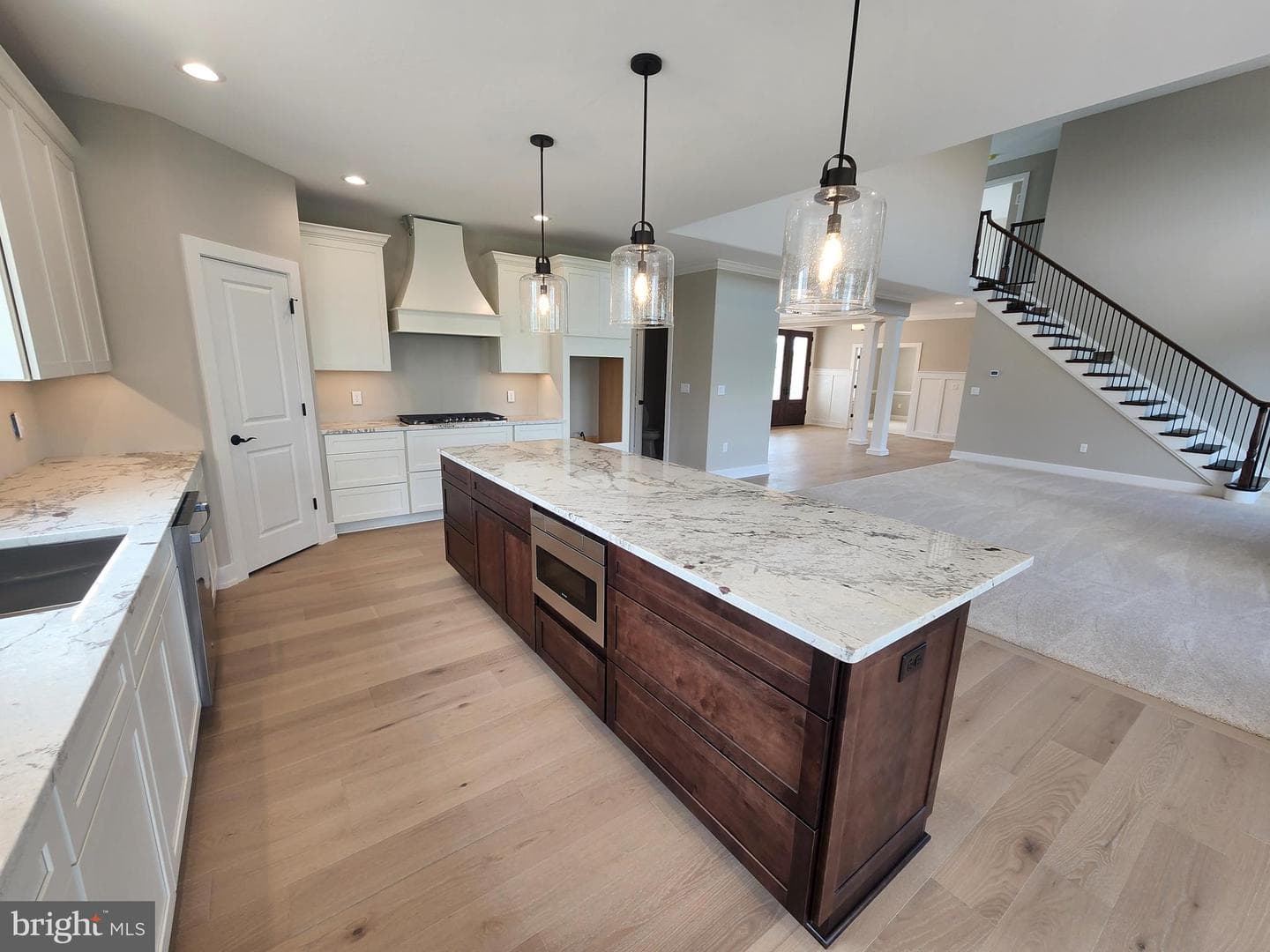 406 Willow Oak Drive photo 9