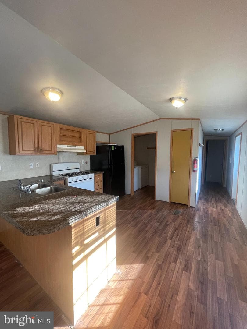 155 Pawnee Avenue photo 4