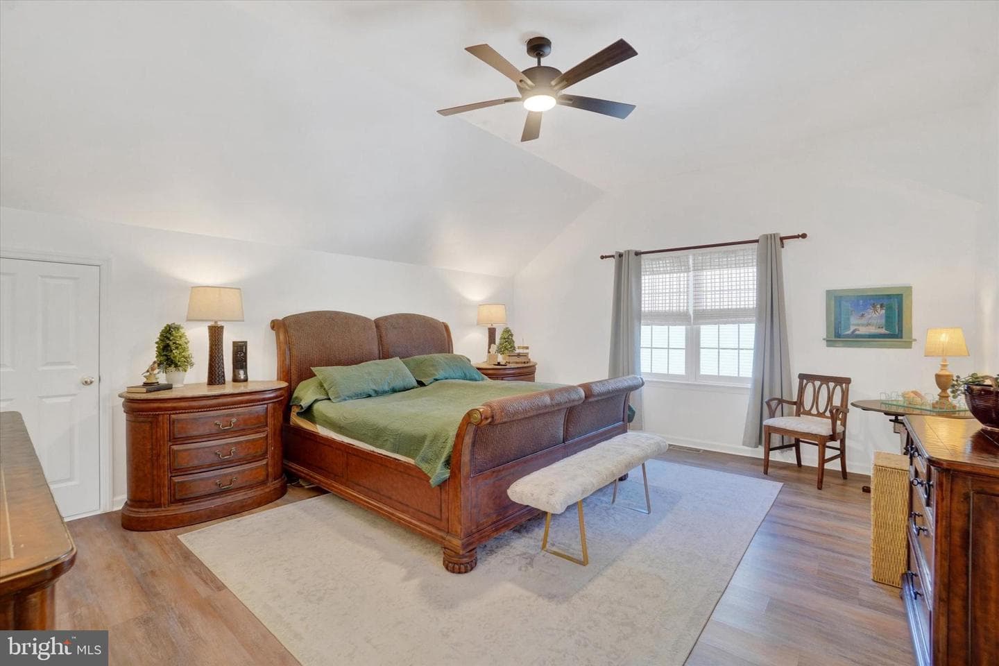 934 Castle Pond Drive photo 22