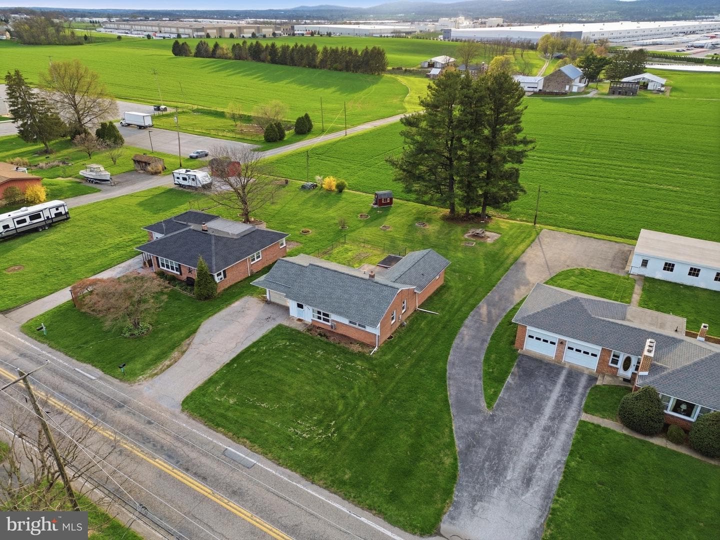 456 York Street photo 44