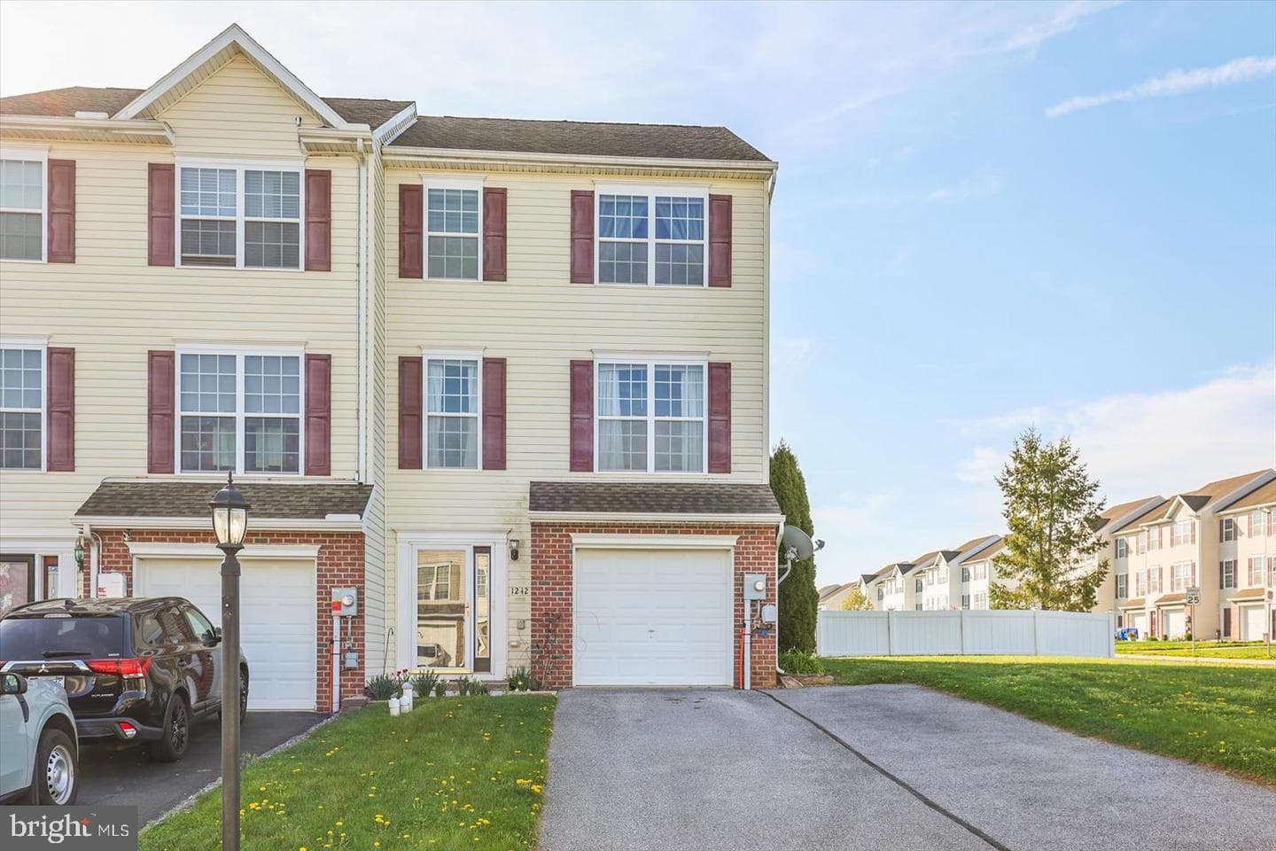 1242 Ledge Drive