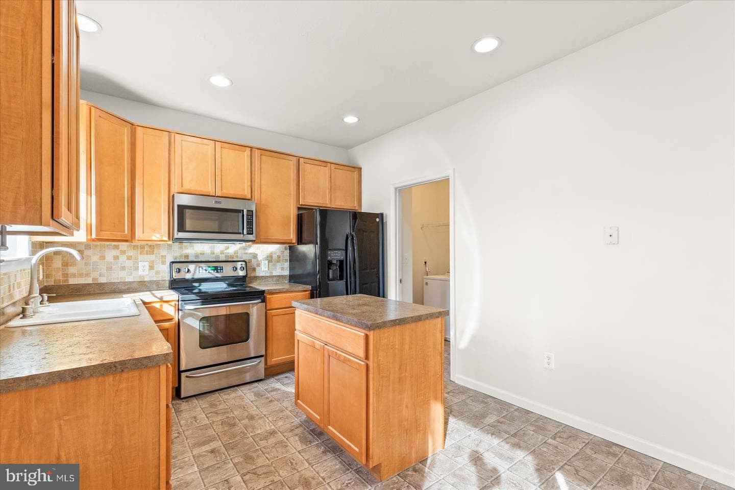 1242 Ledge Drive photo 11