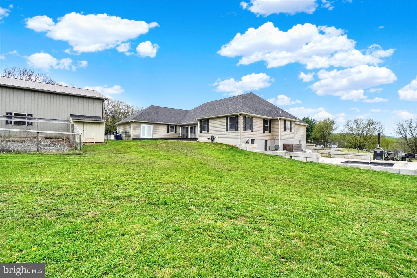1685 Bahns Mill Road photo 61