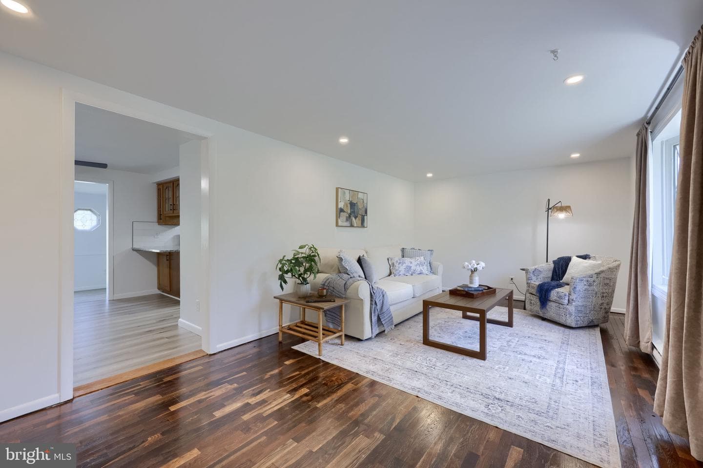1411 S Mountain Road photo 6