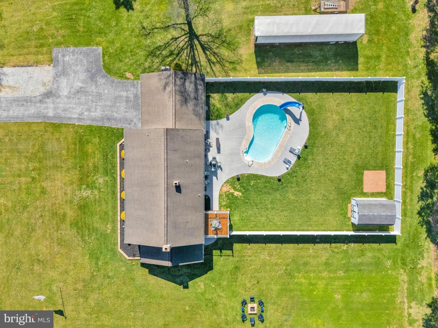183 Roland Road photo 17