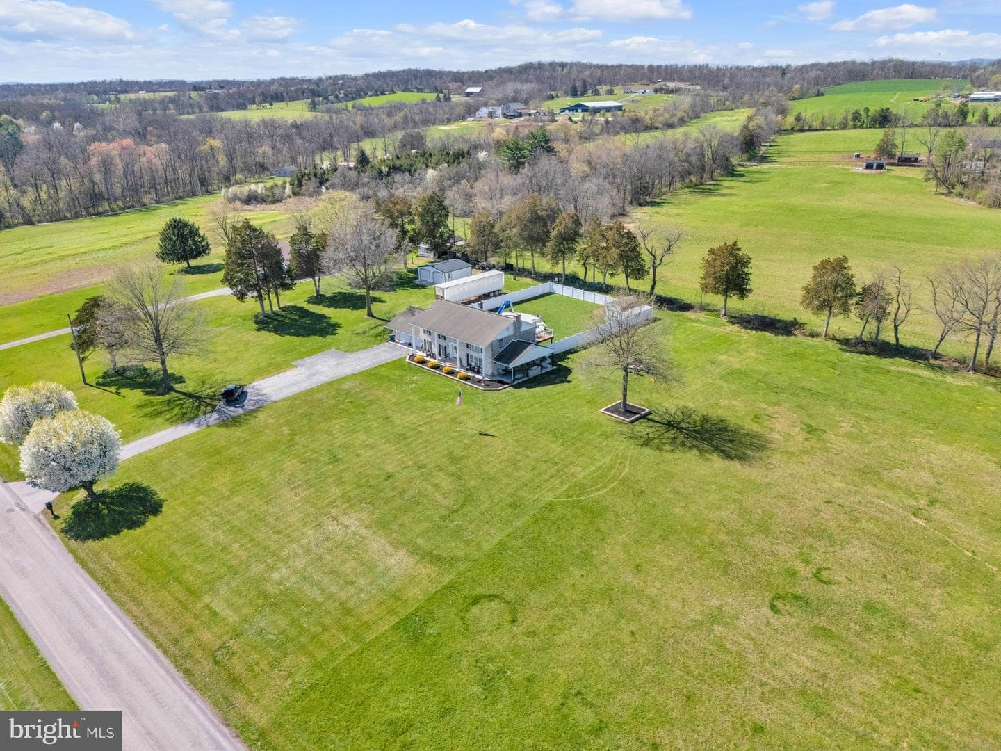 183 Roland Road photo 39