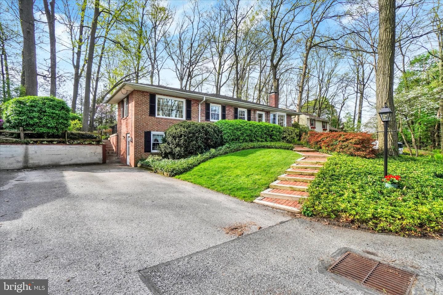 120 Woodland Road photo 3