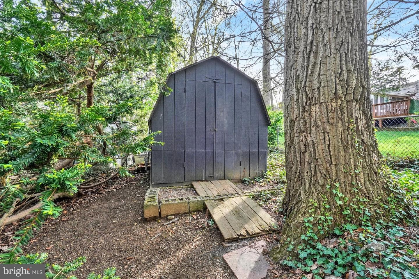 120 Woodland Road photo 52