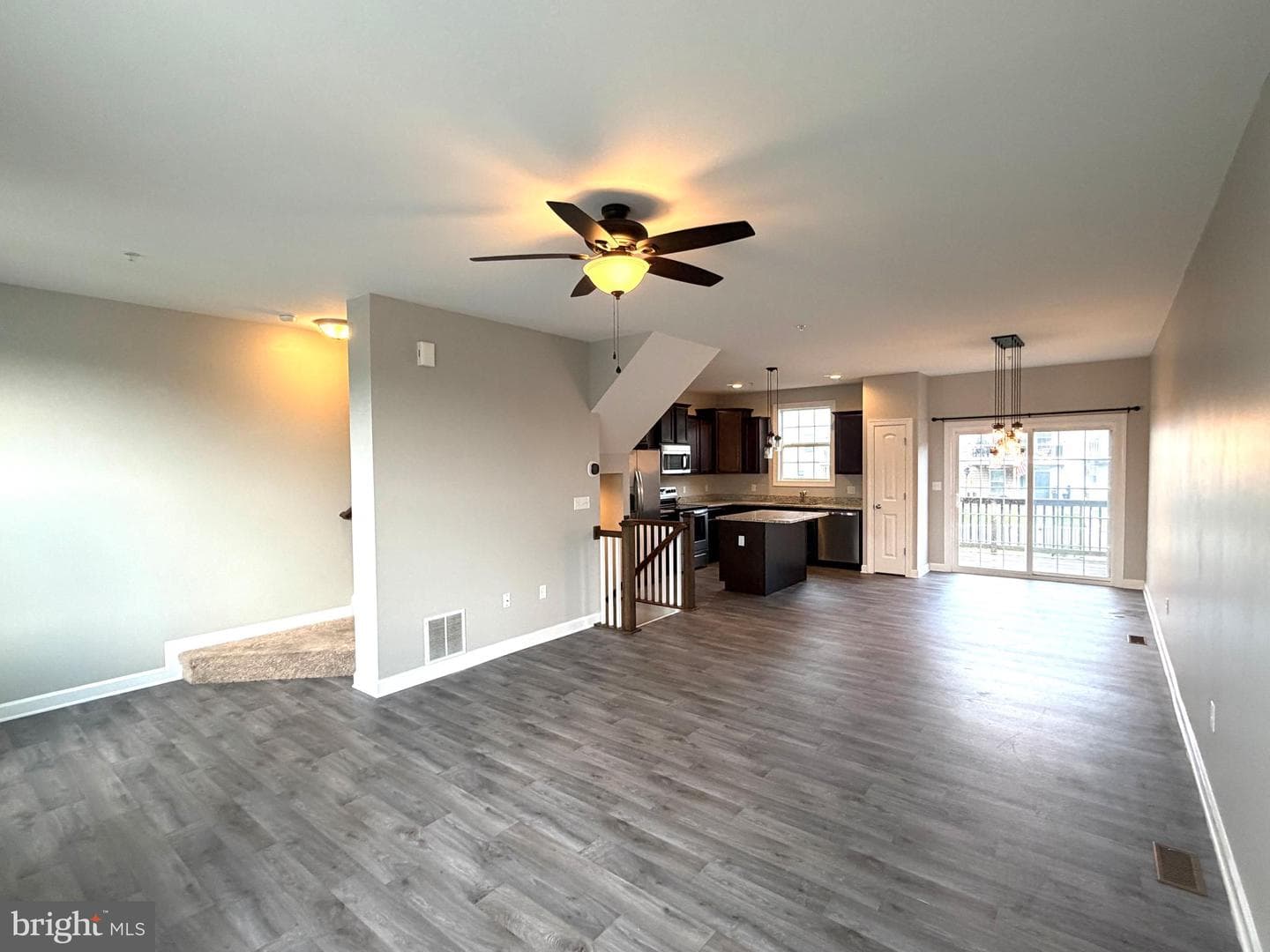 522 Charles Avenue photo 17