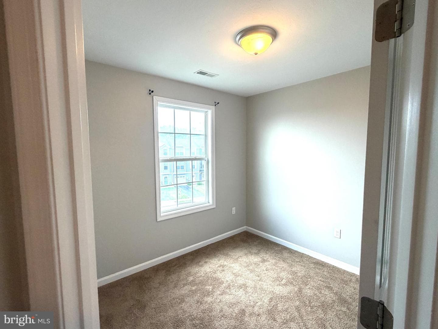 522 Charles Avenue photo 50