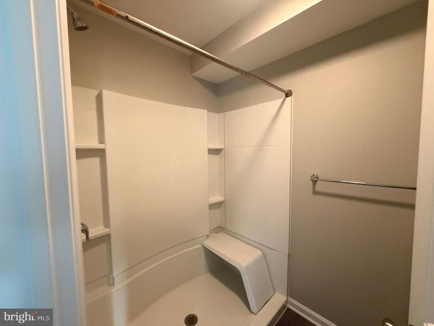 522 Charles Avenue photo 61