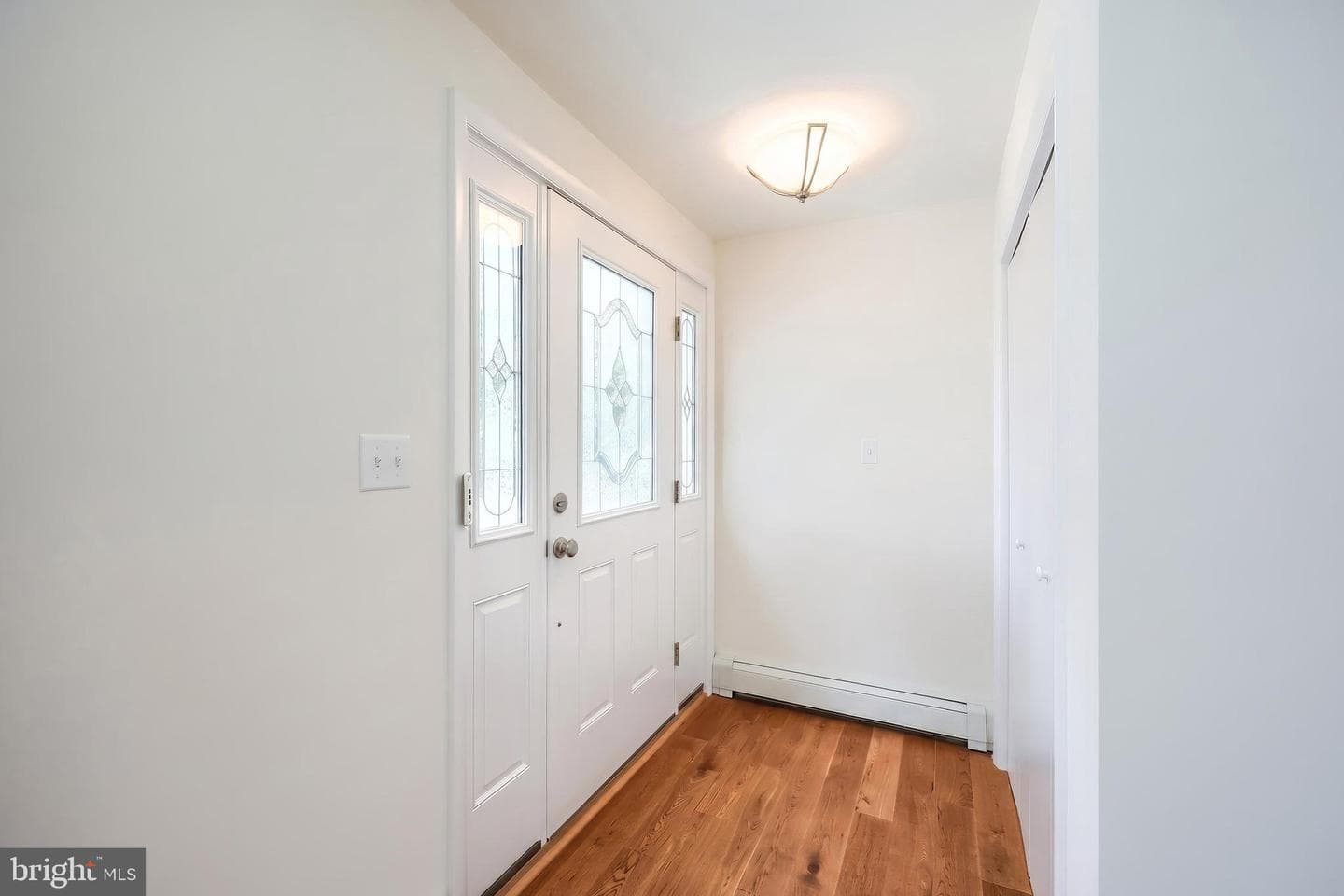 496 Lakeside Drive photo 15