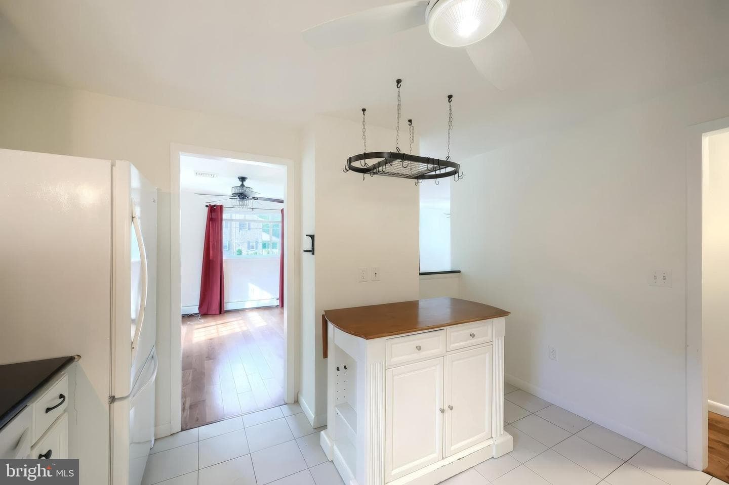 496 Lakeside Drive photo 22