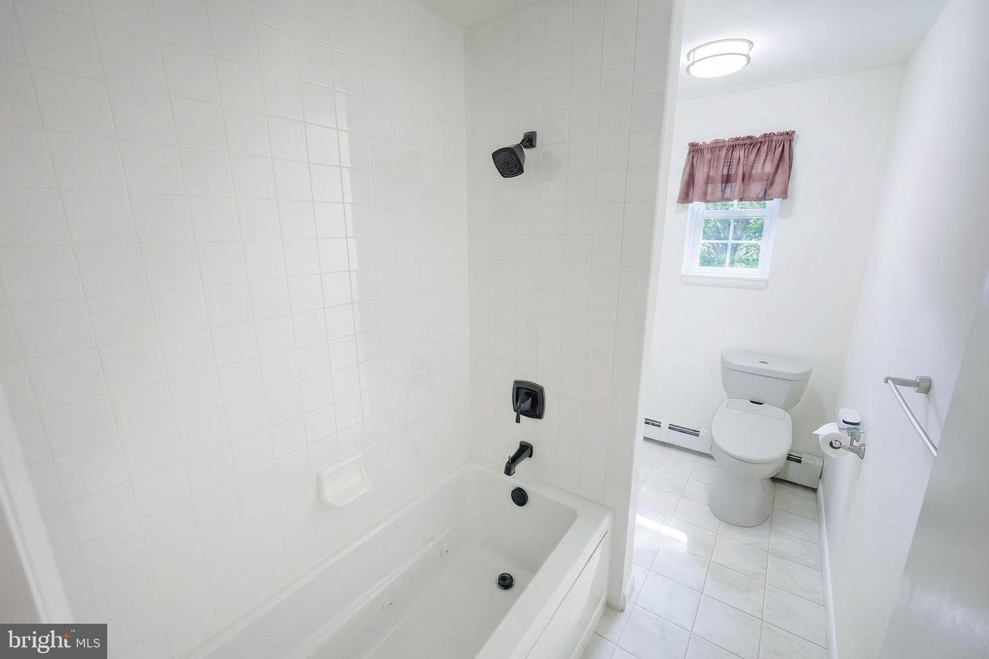 496 Lakeside Drive photo 25