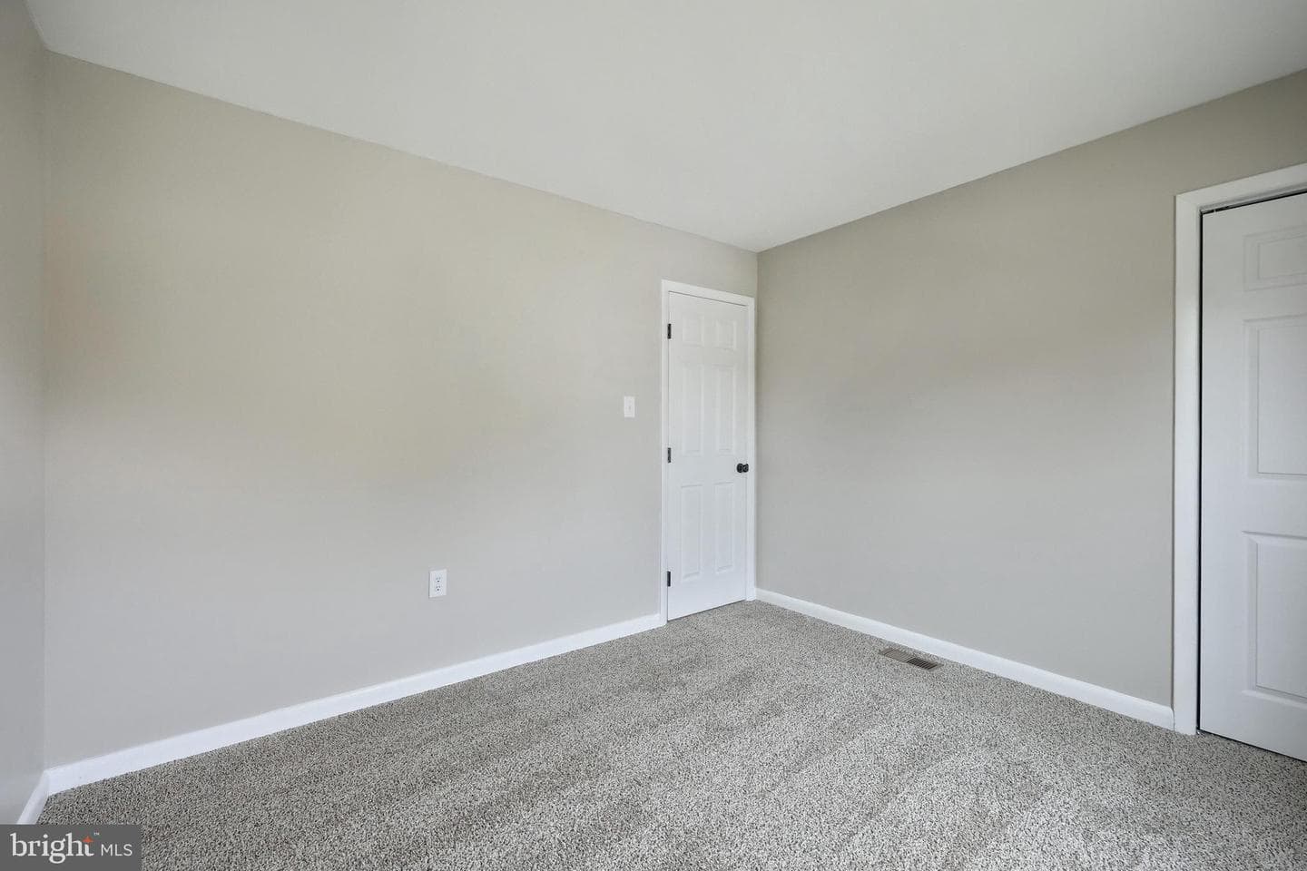 256 Juniper Drive photo 23