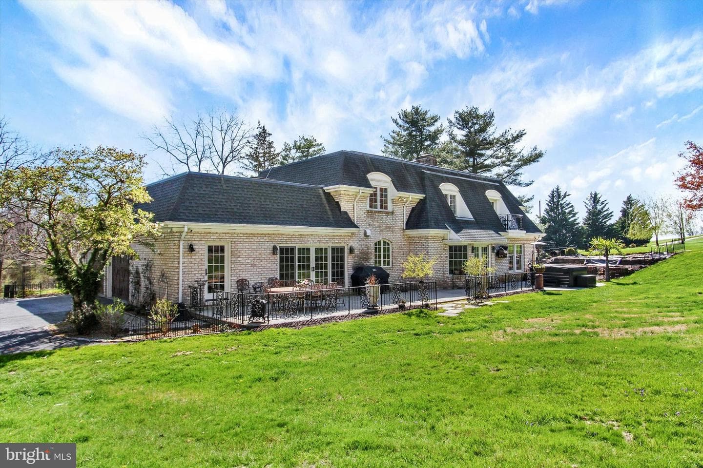 2065 Youngs Road photo 49
