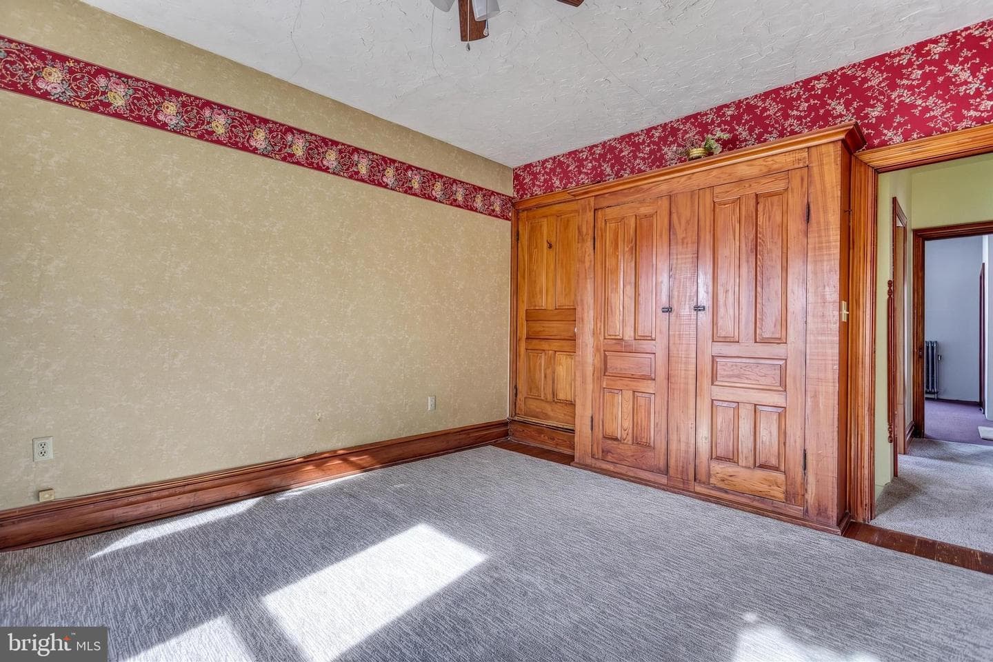 453 Carlisle Street photo 30