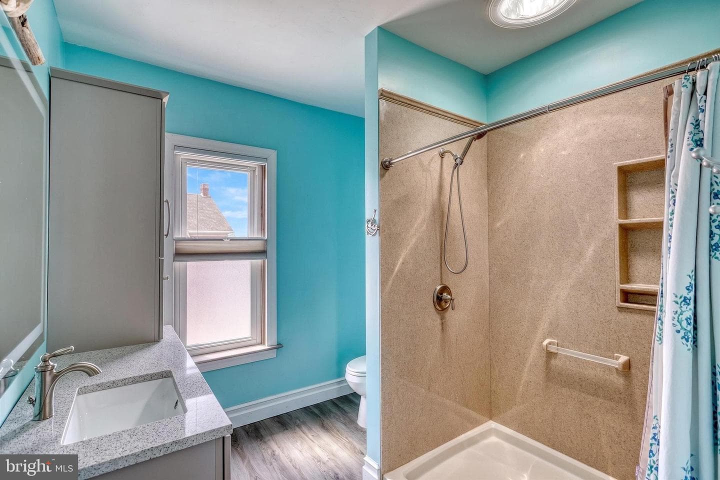 453 Carlisle Street photo 33