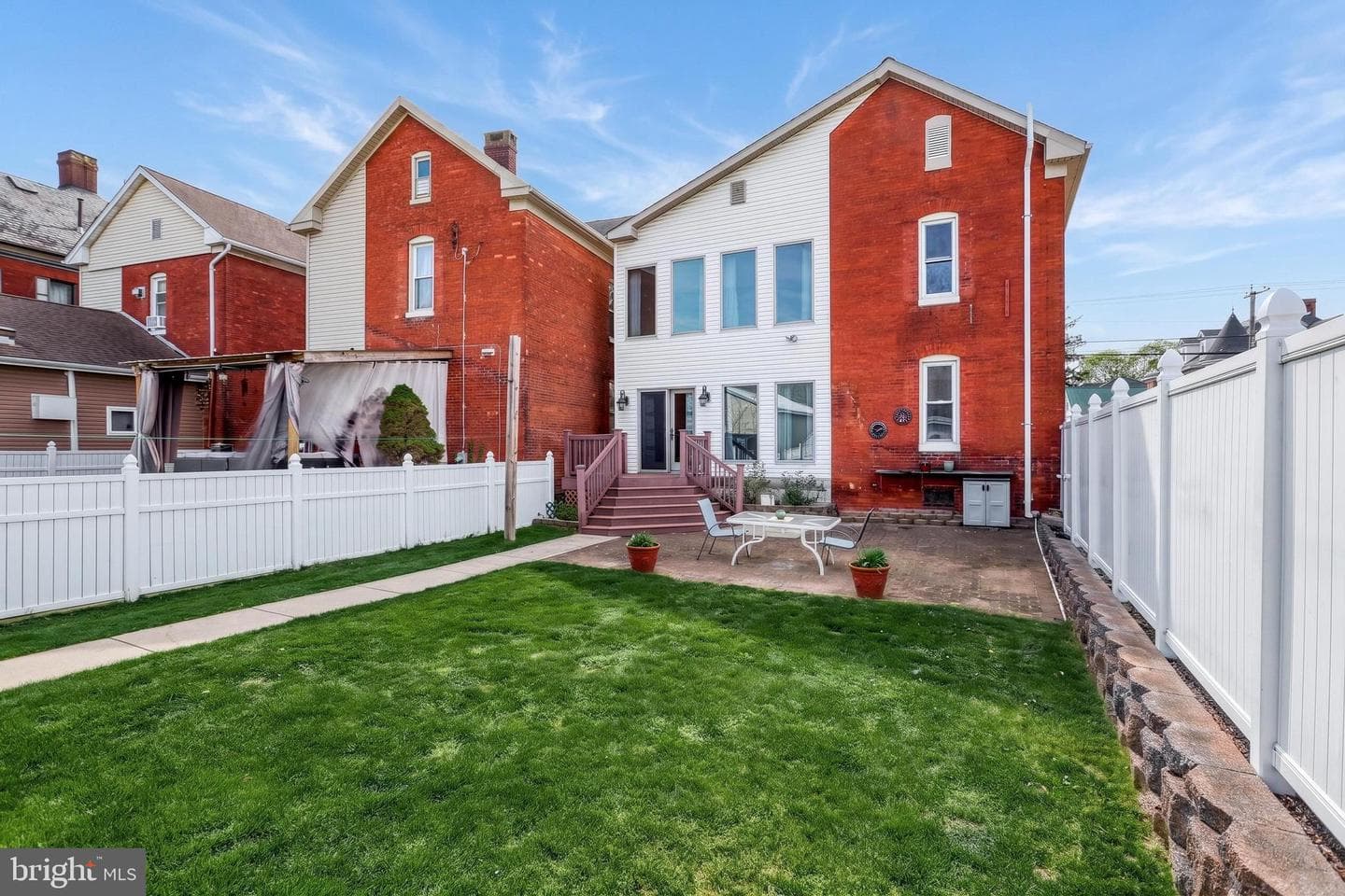 453 Carlisle Street photo 46