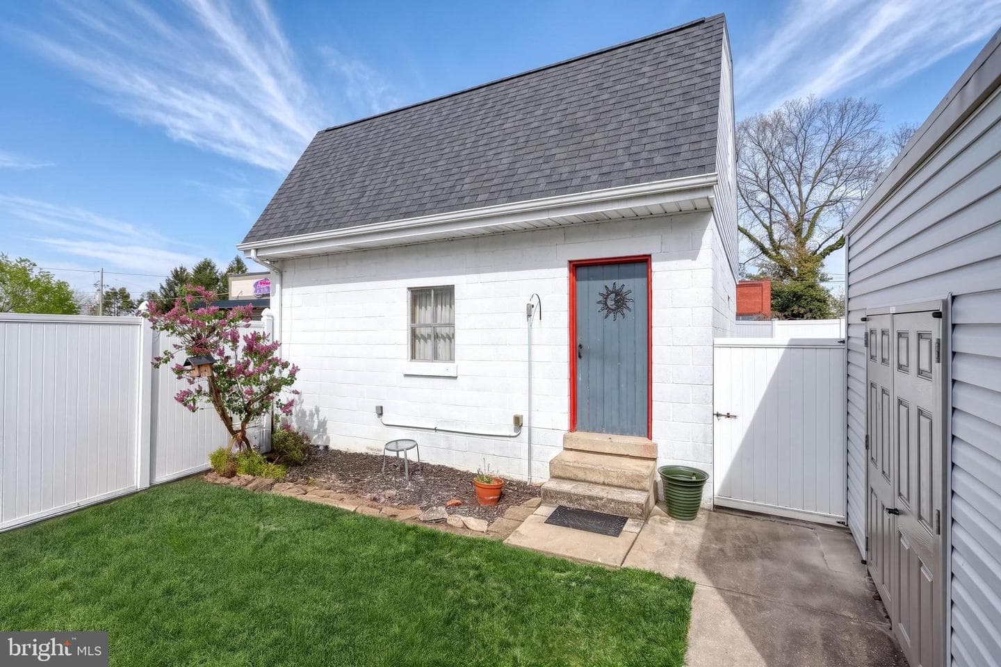 453 Carlisle Street photo 49