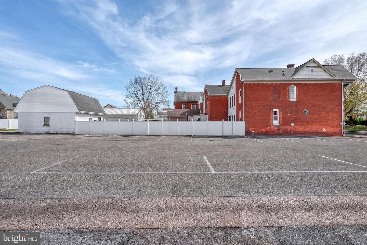 453 Carlisle Street photo 53
