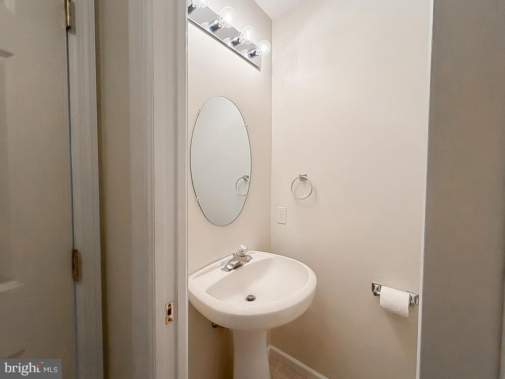 50 Stonecrop Lane photo 14