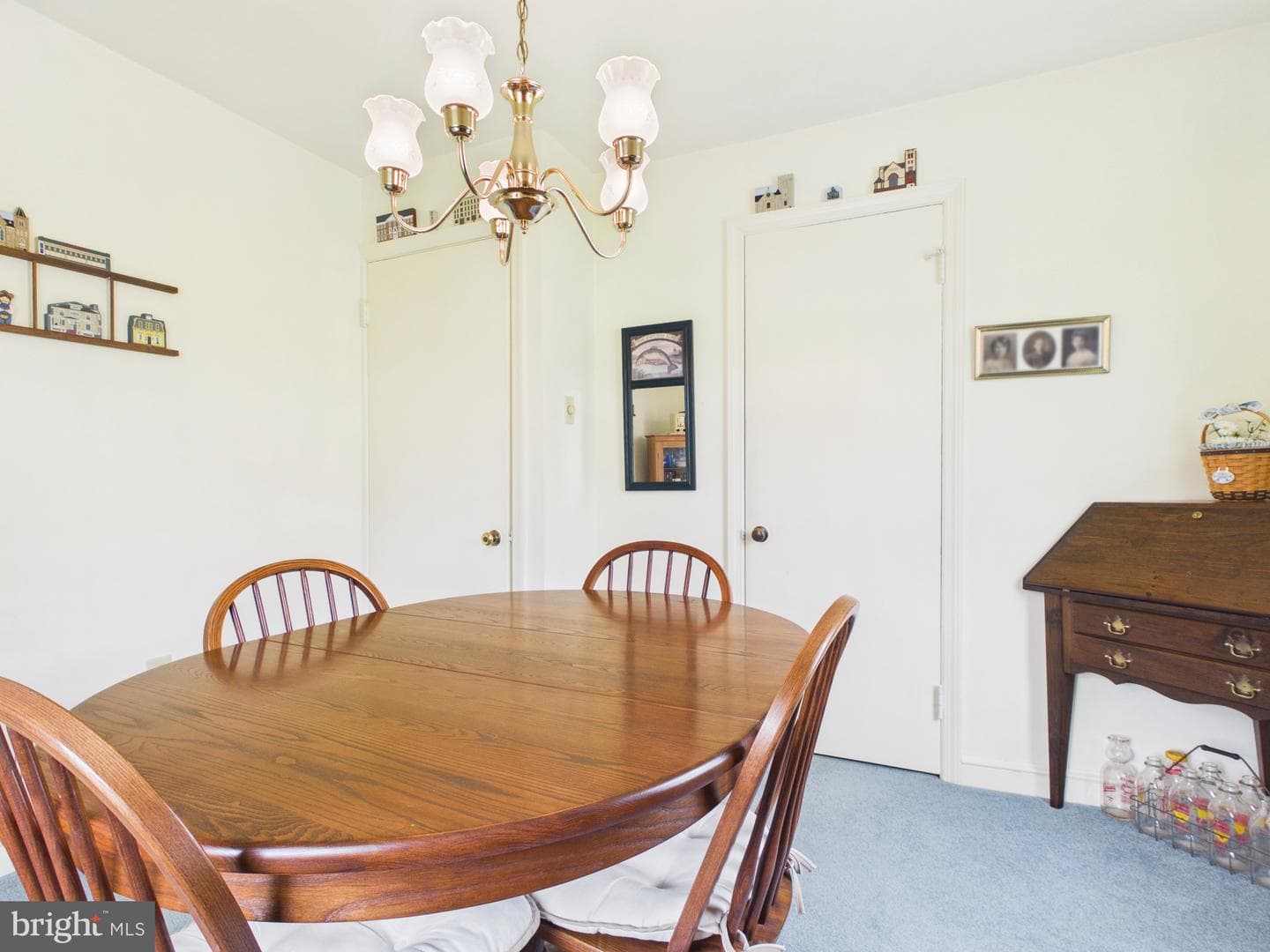 227 N Williams Street photo 11