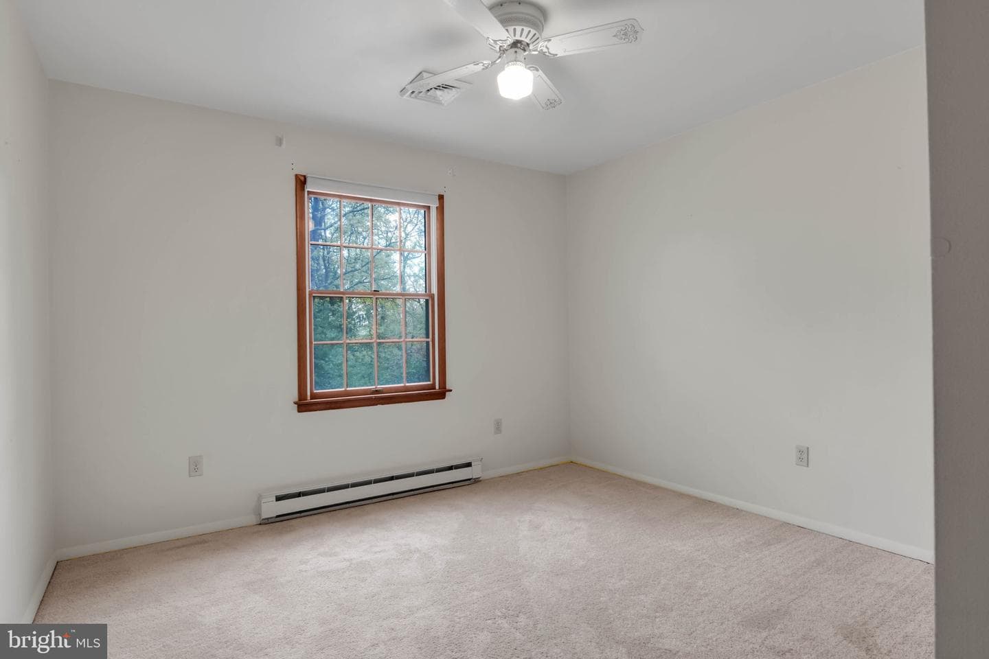 414 Little John Drive photo 15