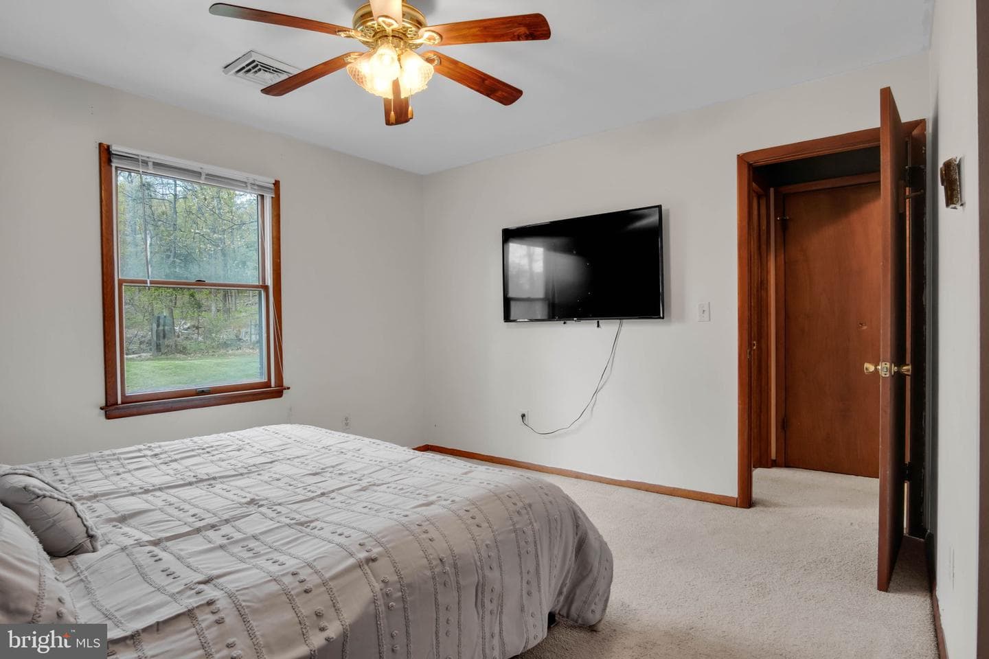 414 Little John Drive photo 23
