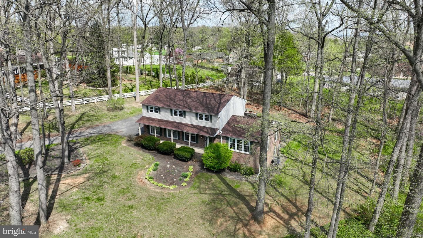 85 Sitler Lane photo 2