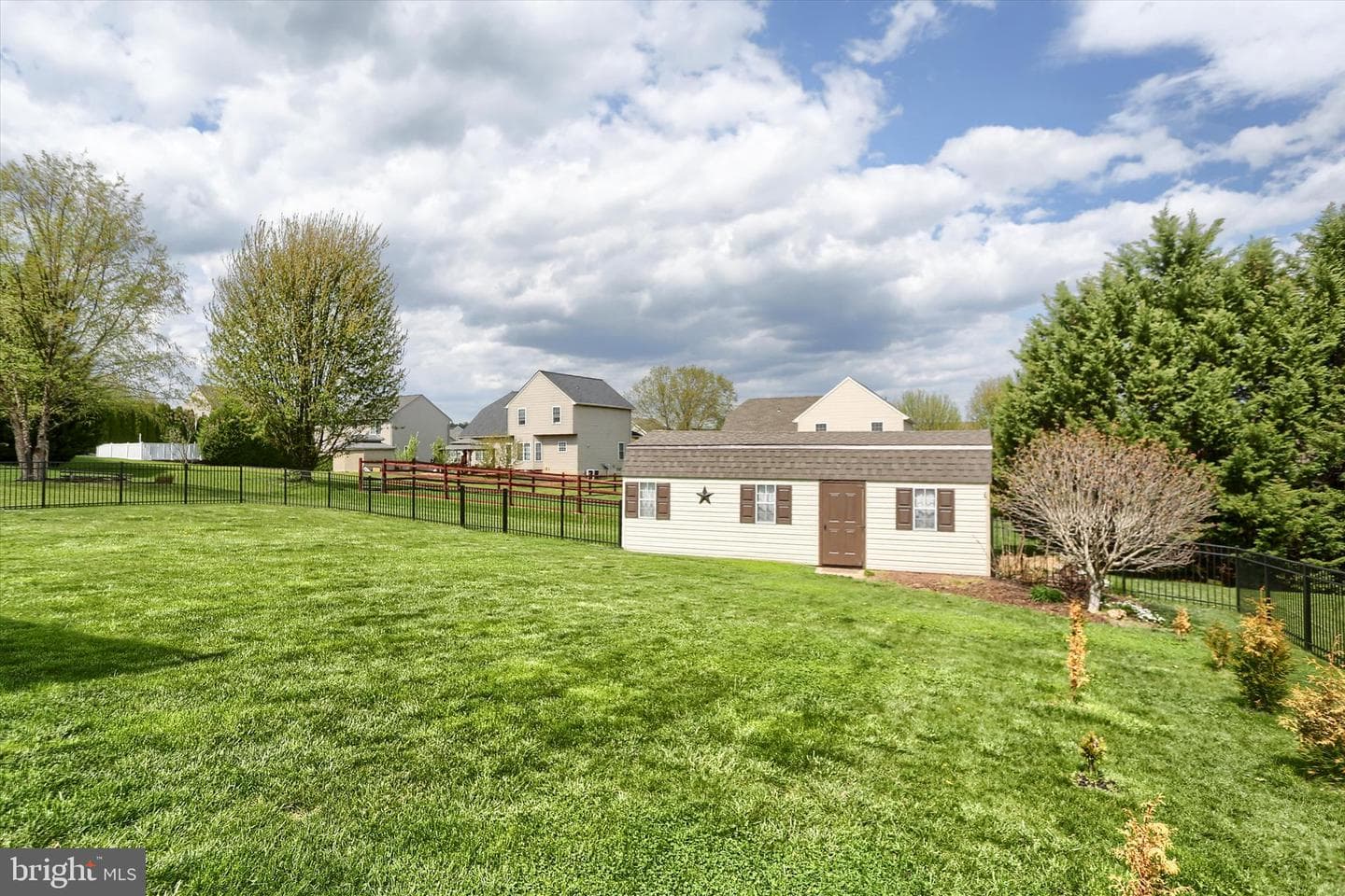 365 Lynne Drive photo 56