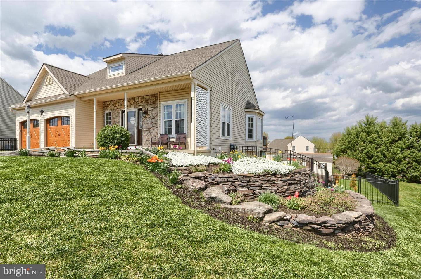 365 Lynne Drive photo 7