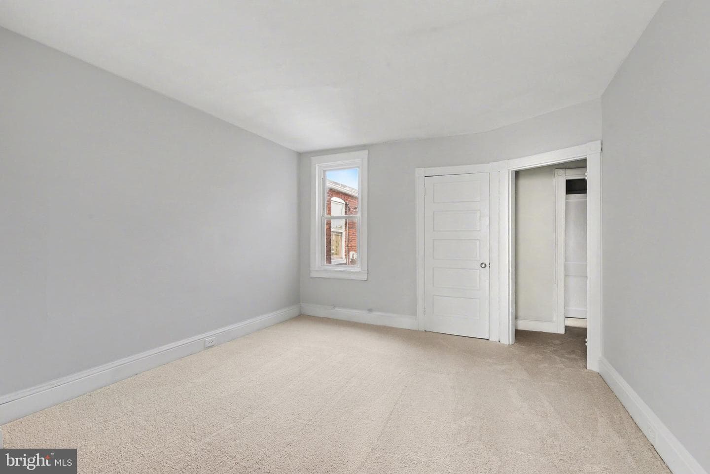 1419 W King Street photo 12