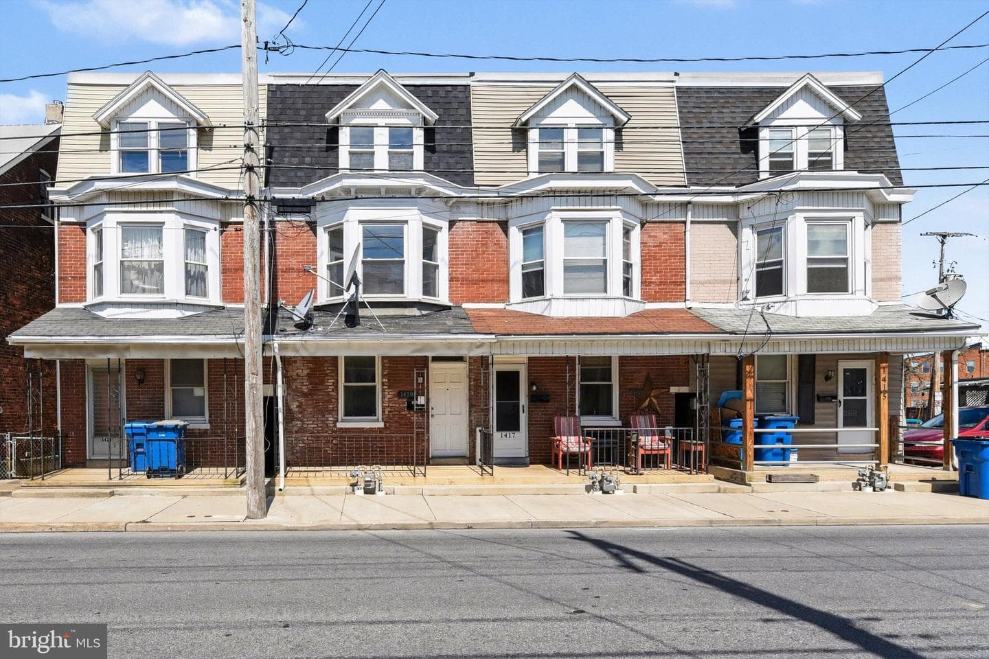 1419 W King Street photo 2