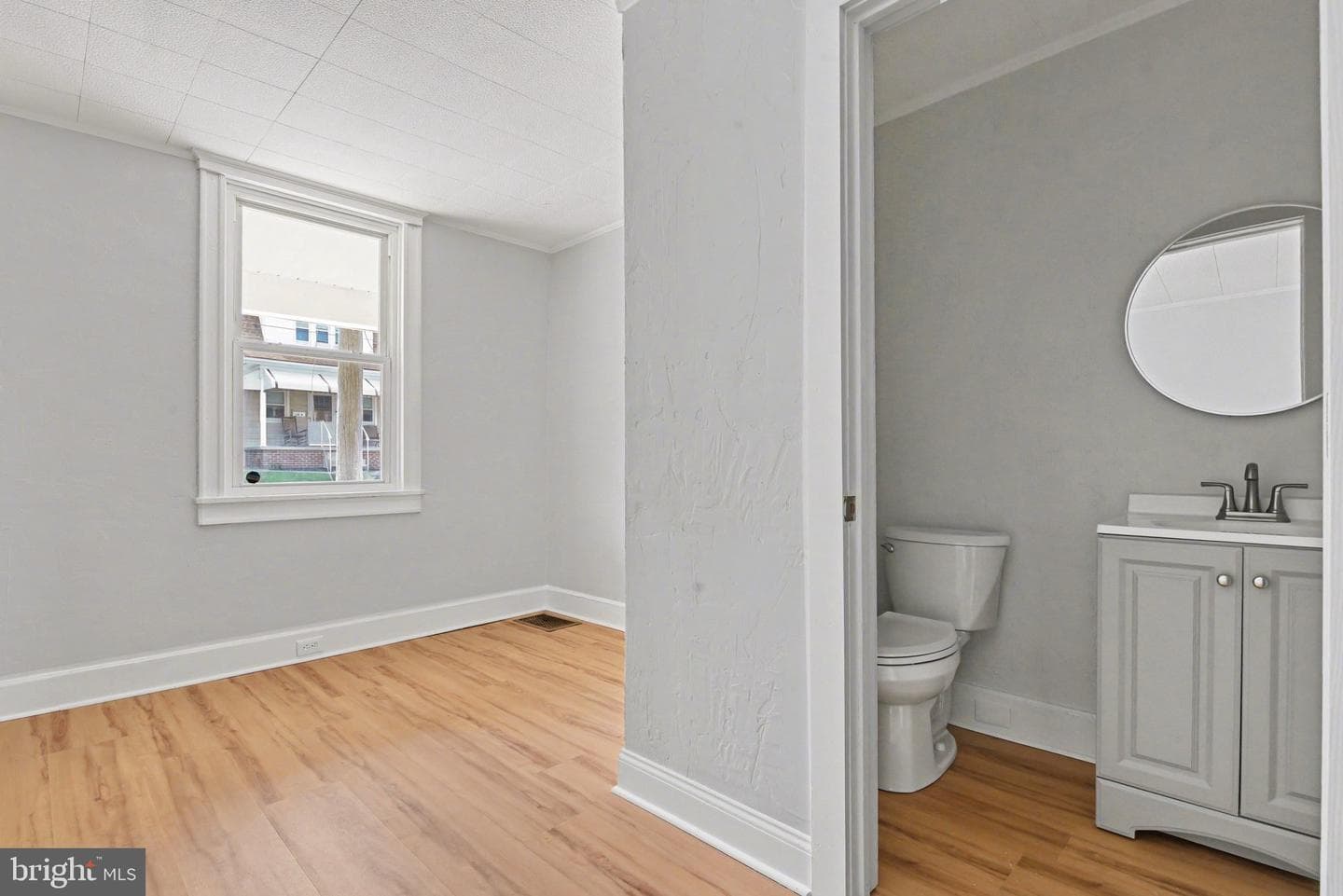 1419 W King Street photo 21