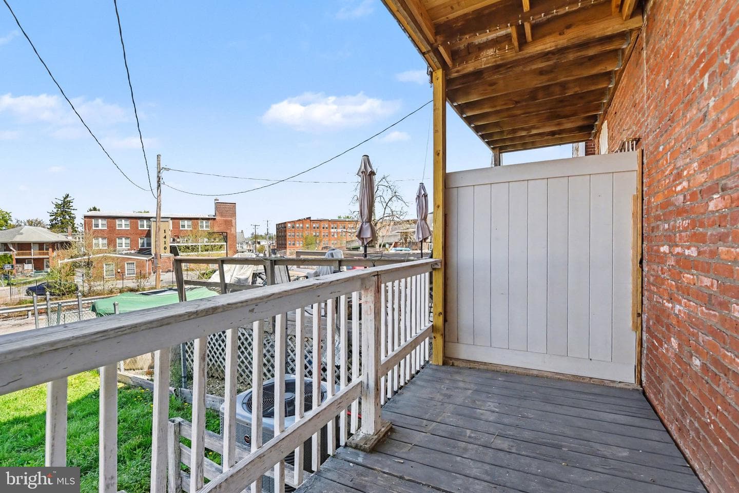 1419 W King Street photo 24