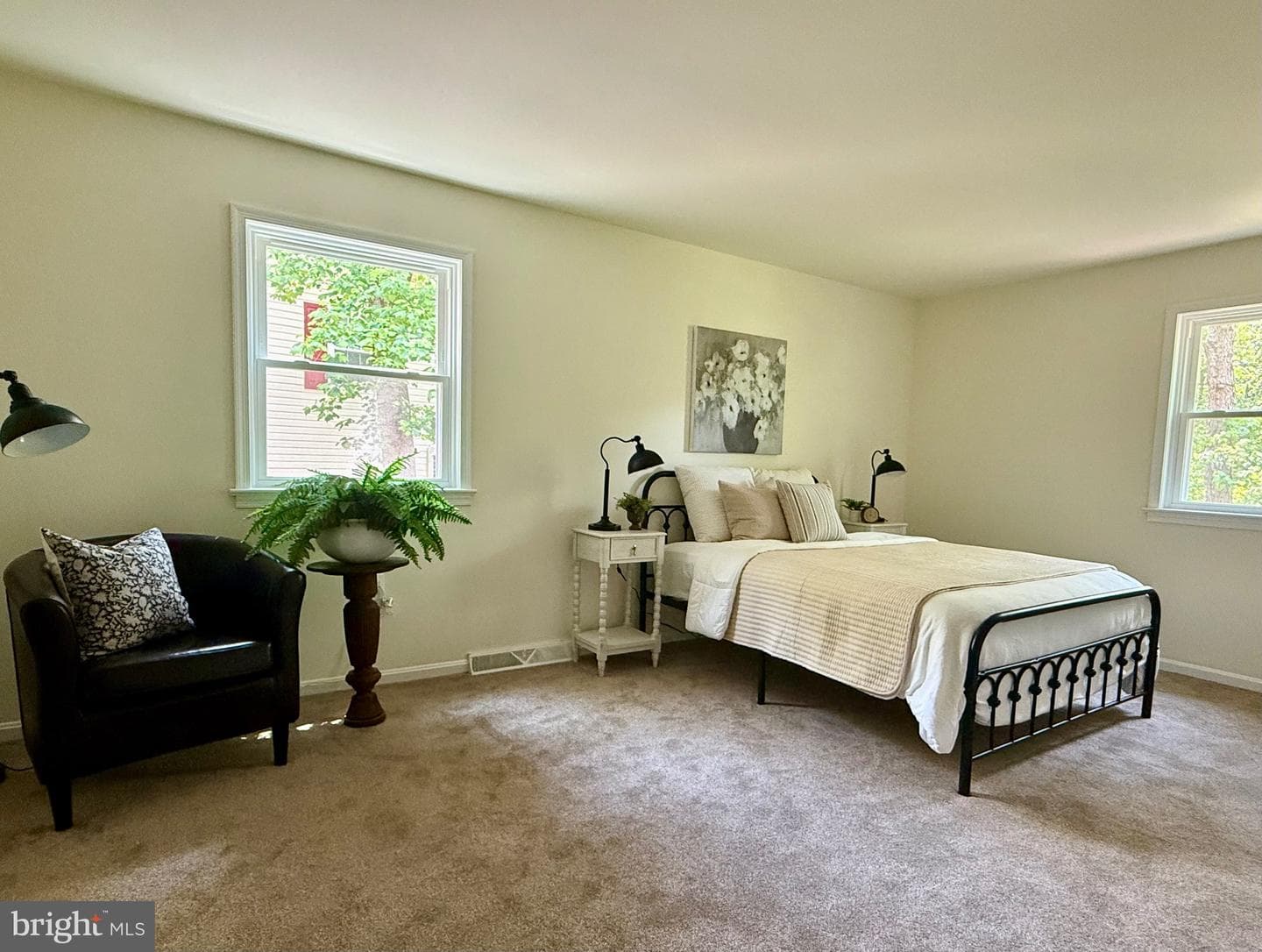 11 Pine Tree Drive photo 36