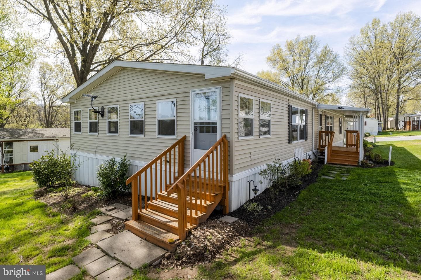 28 Cedar Street photo 3