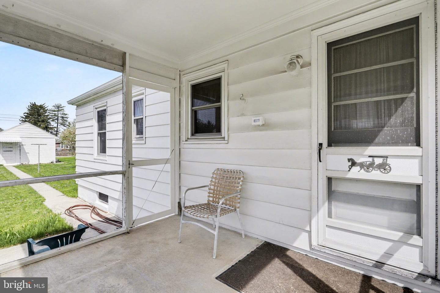 932 E Walnut Street photo 22