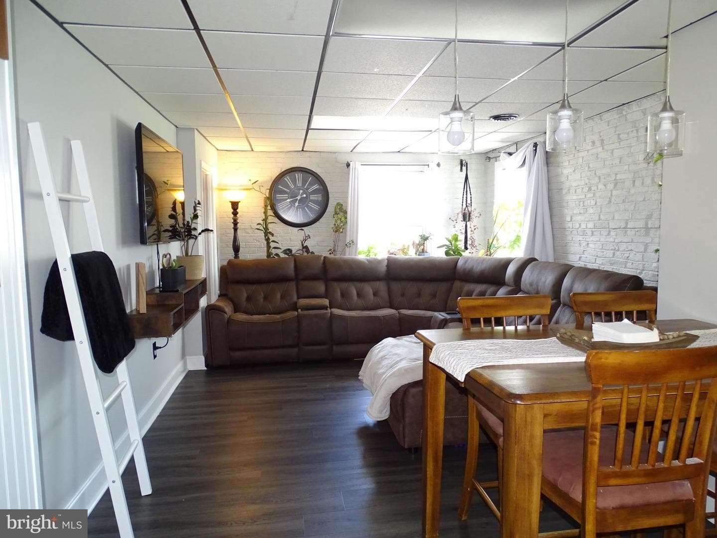 206 3rd Street photo 6
