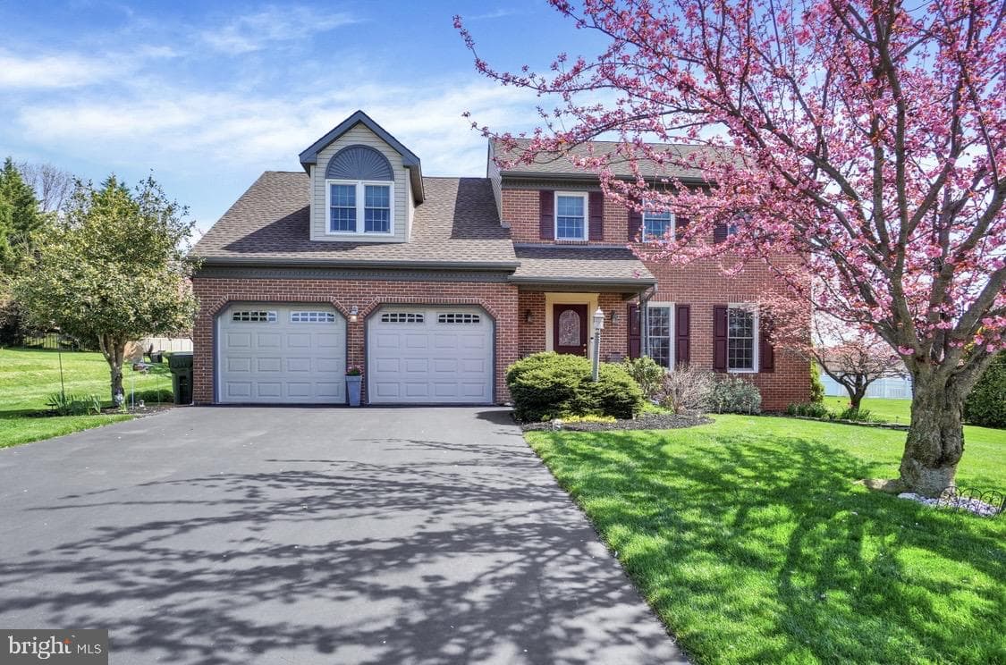 30 Frank Drive photo 2
