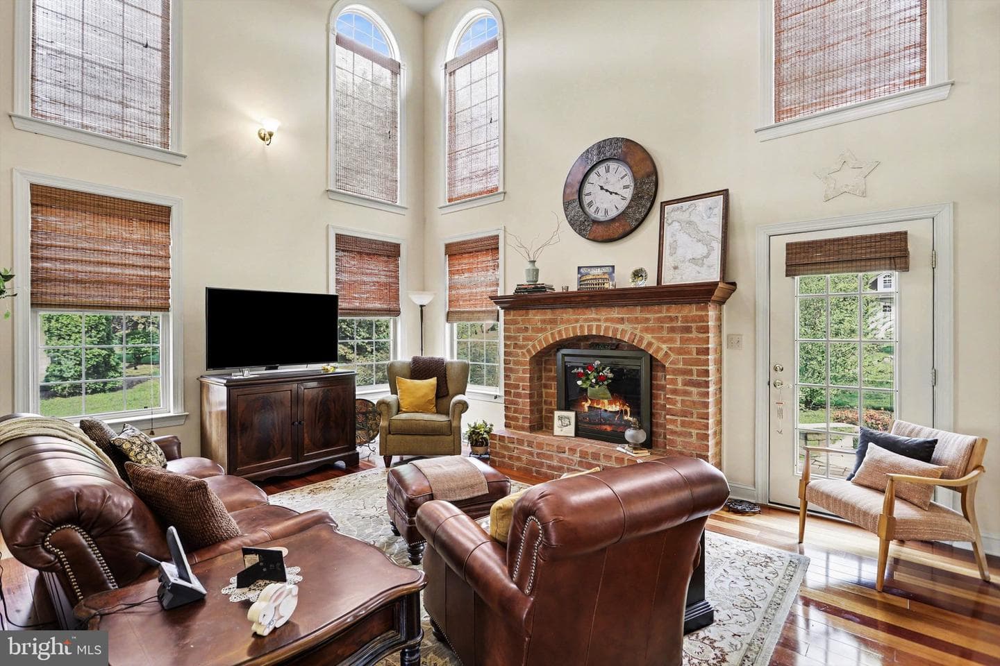 9 N Alydar Boulevard photo 3