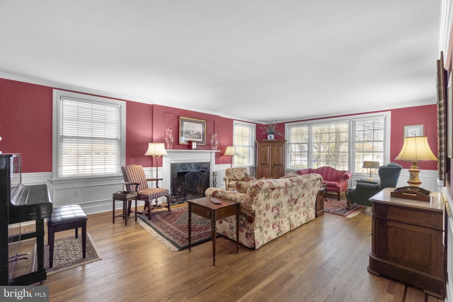100 Edgewood Drive photo 15