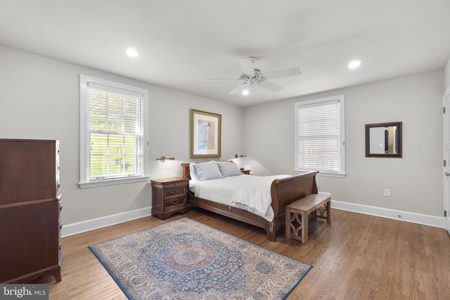 100 Edgewood Drive photo 17