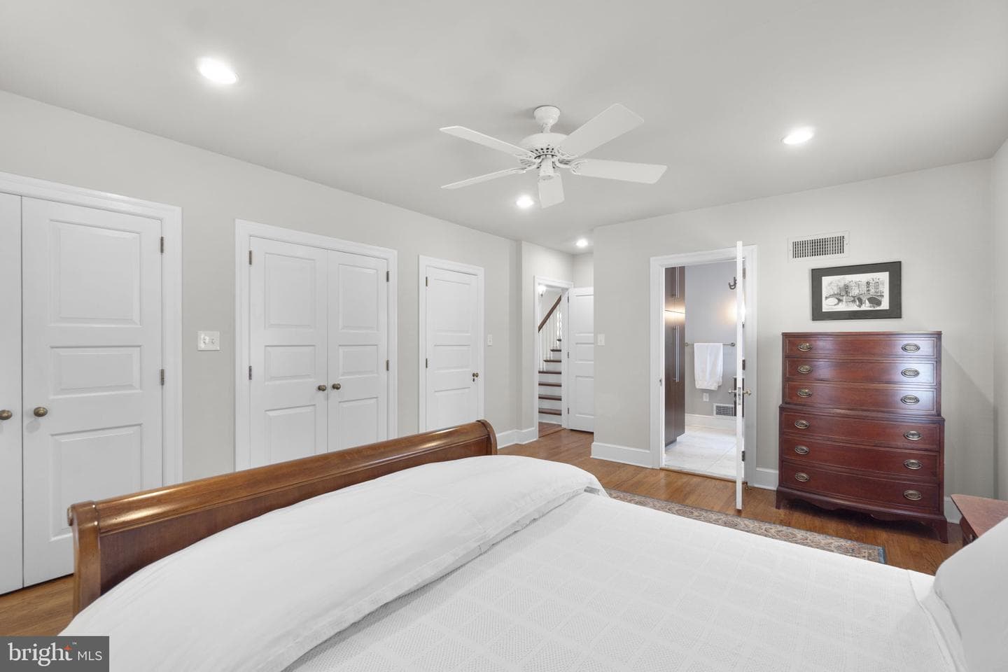 100 Edgewood Drive photo 19