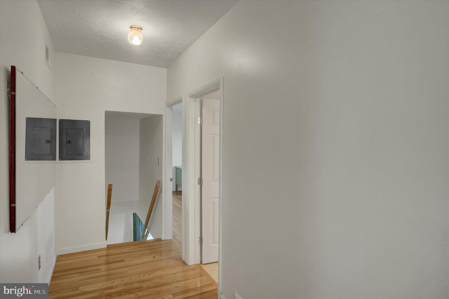 120 N Winding Road photo 38