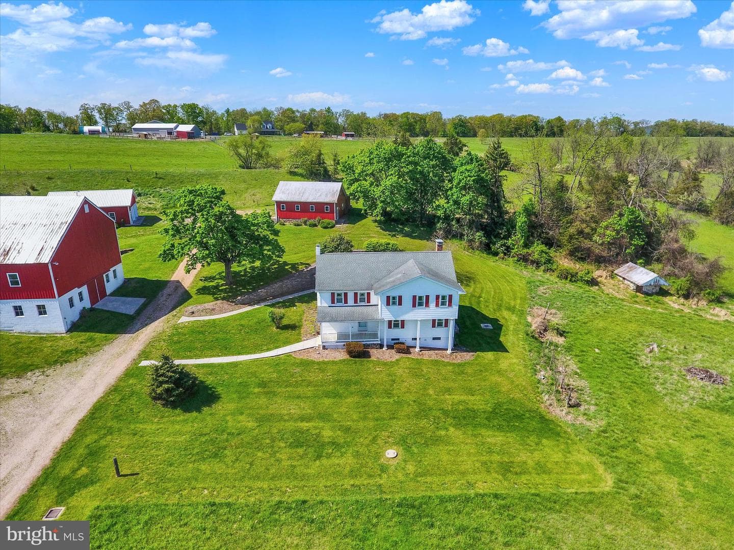 120 N Winding Road photo 51